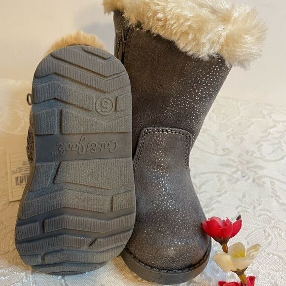 🛍Cat & Jack Girl Karley faux fur glitter Boots sizes various - Picture 3 of 8